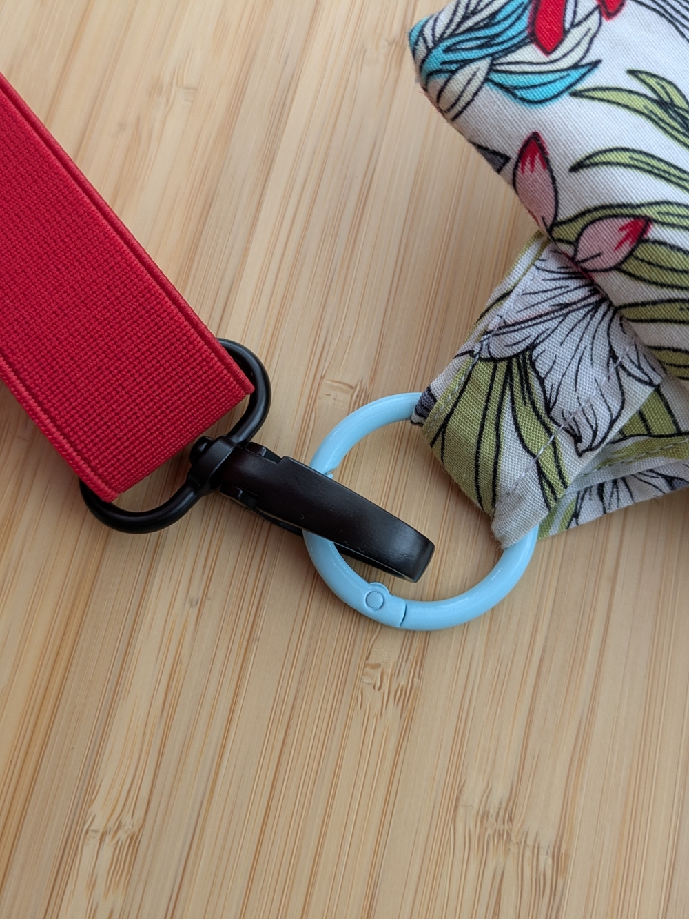 Floral Crossbody Phone Pouch with Red Strap - Picture 4 of 5